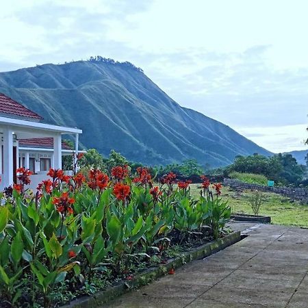 Rinjani Hill Hotel Сембалун Лаванг Екстер'єр фото