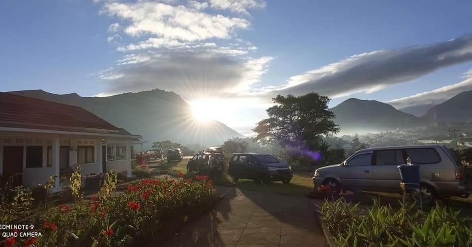 Rinjani Hill Hotel Сембалун Лаванг Екстер'єр фото