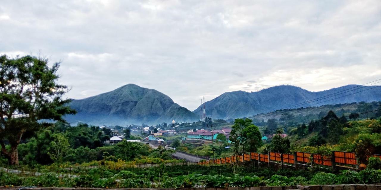 Rinjani Hill Hotel Сембалун Лаванг Екстер'єр фото