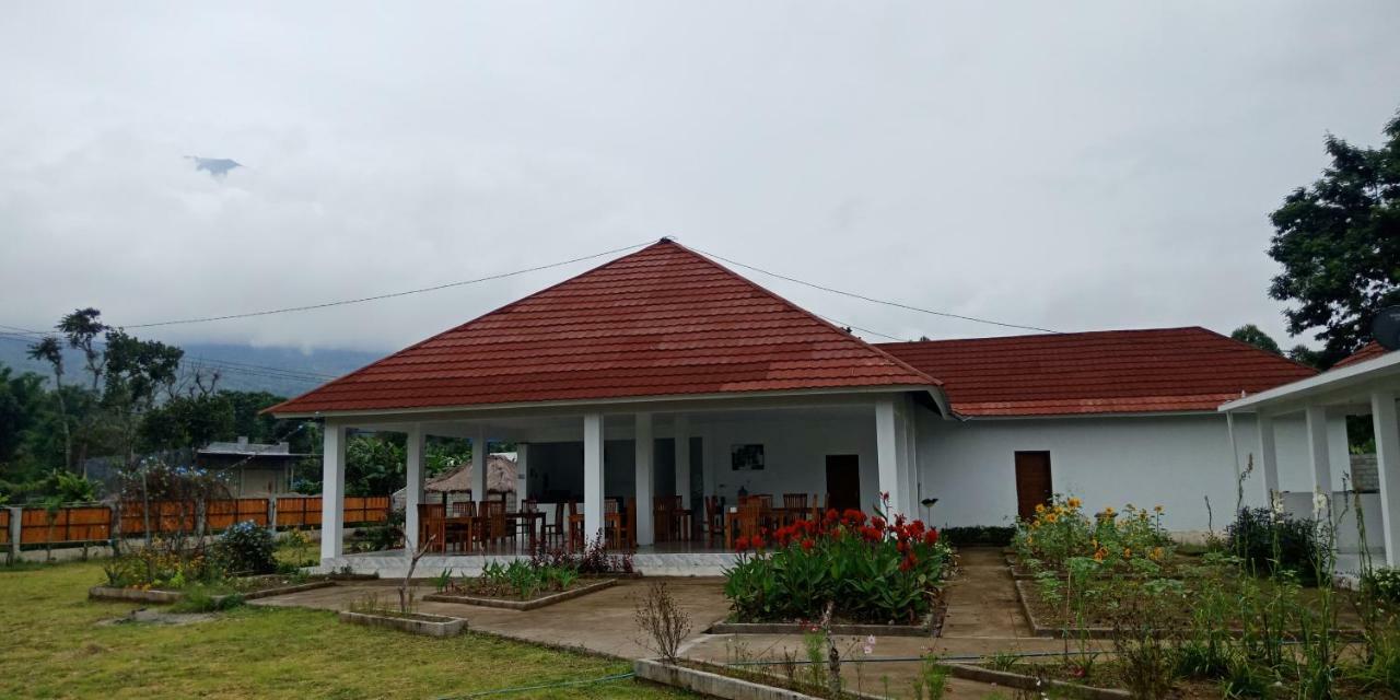 Rinjani Hill Hotel Сембалун Лаванг Екстер'єр фото
